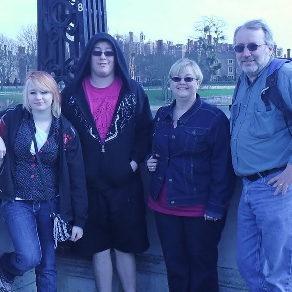 Meet your Posher, Tami - Picture 1 of 1